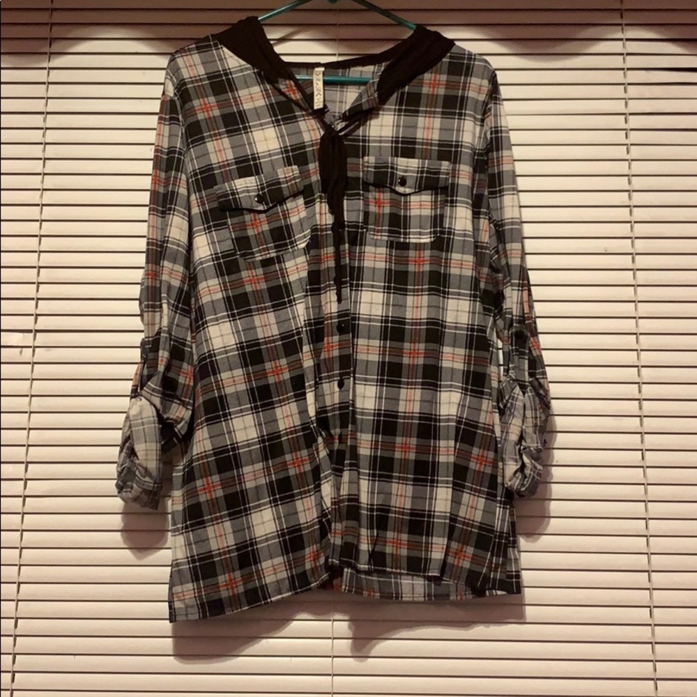 Women’s shirt